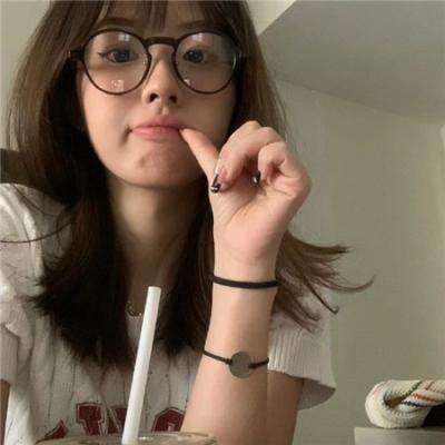 逃荒年天降狐仙小福星